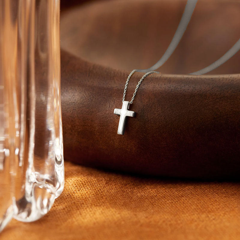 Cadou Fiica - Colier Cruciulita Provocari Parinti